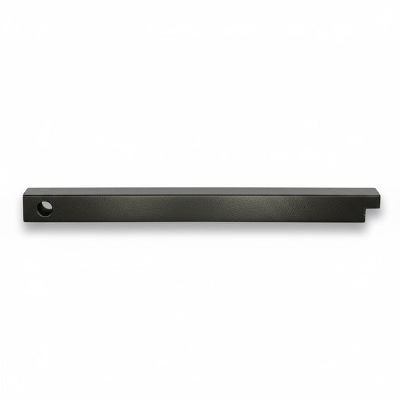 252-5002 Blue Giant Lip Kickout Bar 